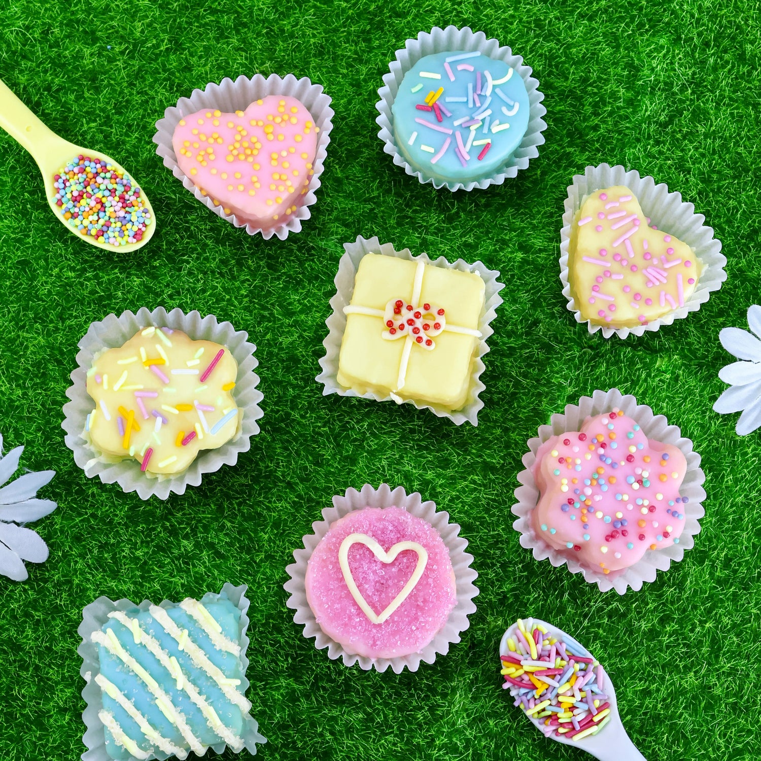 Naturally Colored Cake Toppings